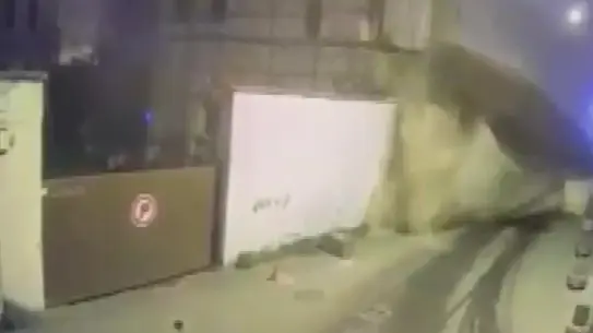 Duvar çöküşünün ana görüntüsü