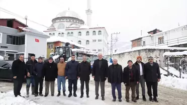 Canik'te kar temizleme araçları çalışıyor