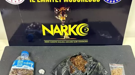 Operasyon sırasında ele geçirilen uyuşturucu maddeler