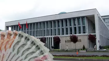 İBB memurları Aksaray Metro’da protesto hazırlığında