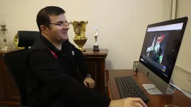 Yılın Kareleri oylama afişi