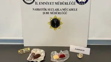 Operasyon sırasında ele geçirilen uyuşturucu maddeler