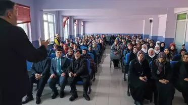 Seminerde sunulan aile iletişim çalışması