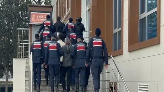 Deterjan karışımıyla kirlenmiş su örneği