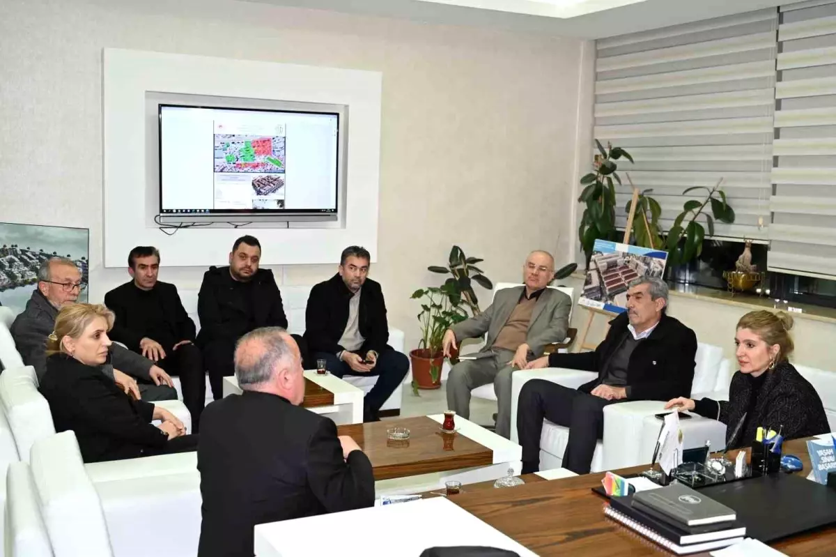 Malatya’da Deprem Sonrası İmar ve İyileştirme Sürecine Dönüşüm Toplantısı