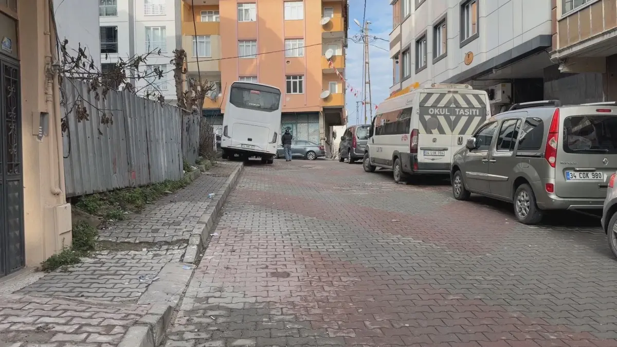 Arnavutköy'de Araç İçinde Bulunan Ceset Olayında Şüpheli Tutuklandı