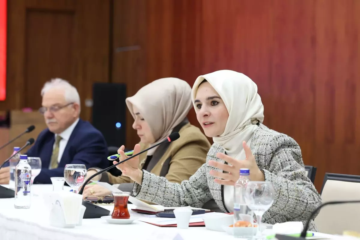 Aile Bakanı Göktaş'tan Evde Bakım Yardımına 5,9 Milyar Lira Destek