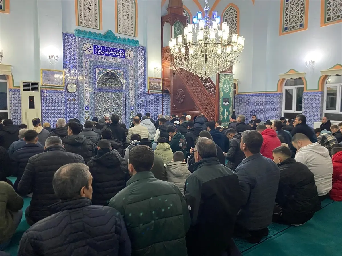 Bursa ve Çevre İllerde Miraç Kandili Coşkuyla İdrak Edildi