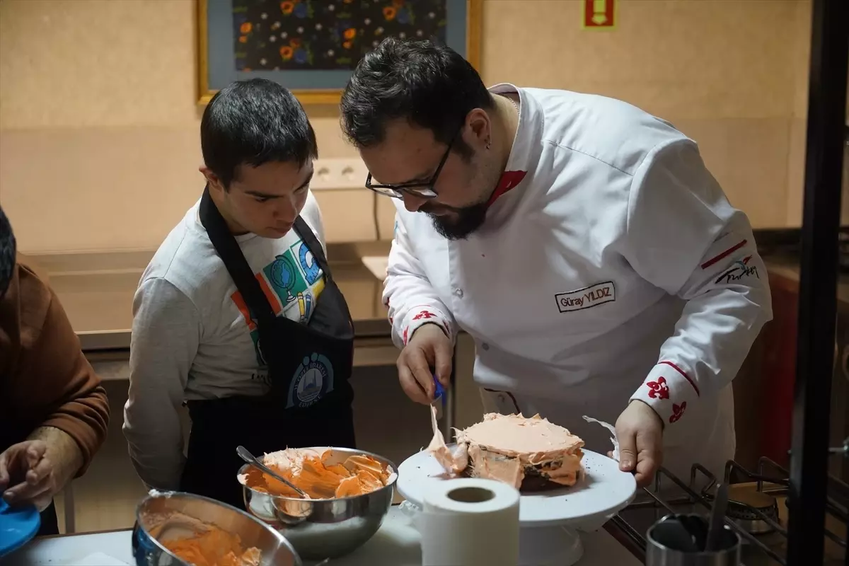 Edirne'de Özel Gereksinimli Öğrenciler İçin Pasta Atölyesi Gerçekleşti