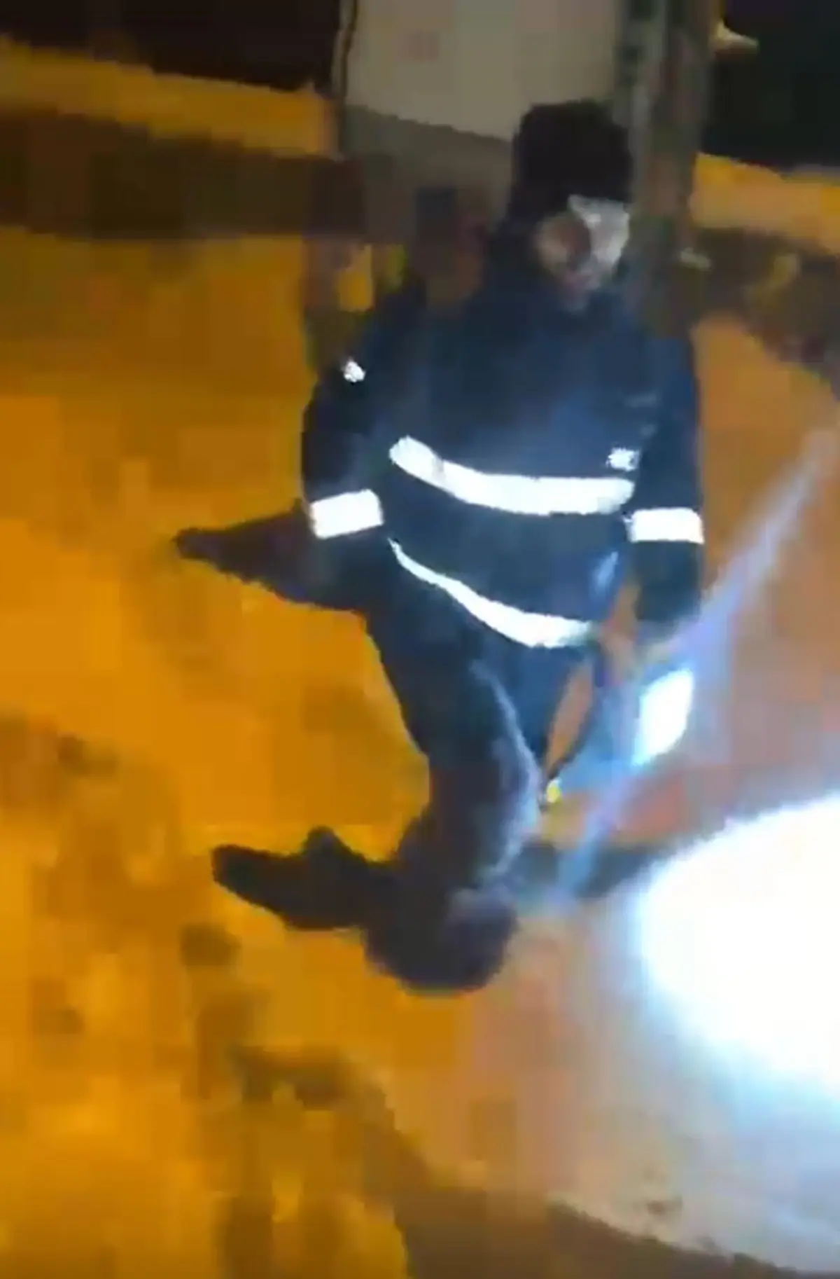 Kars’ta Şiddetli Fırtına Elektrik Hatlarını Zarar Verdi