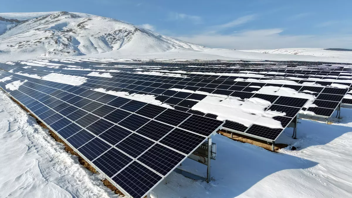 Van’da Güneş Enerjisi Kapasitesi 223,7 MW’a Ulaştı