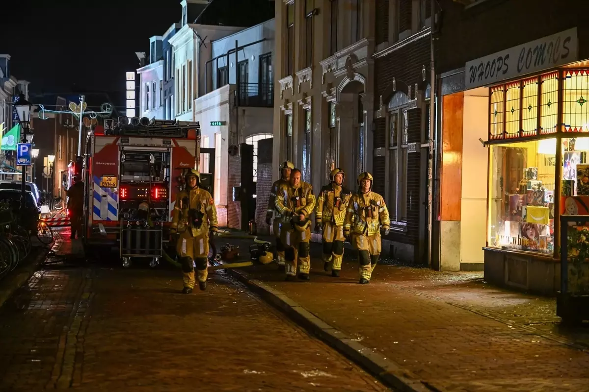 Utrecht'te Patlama Yangınla Sonuçlandı, En Az Dört Kişi Yaralandı