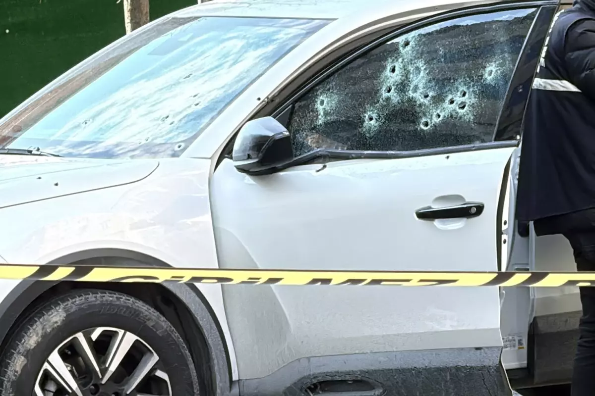 Kağıthane'de Çete Çatışması: 37 Kurşun Saldırısı Sonucu 25 Yaşındaki Genç Hayatını Kaybetti