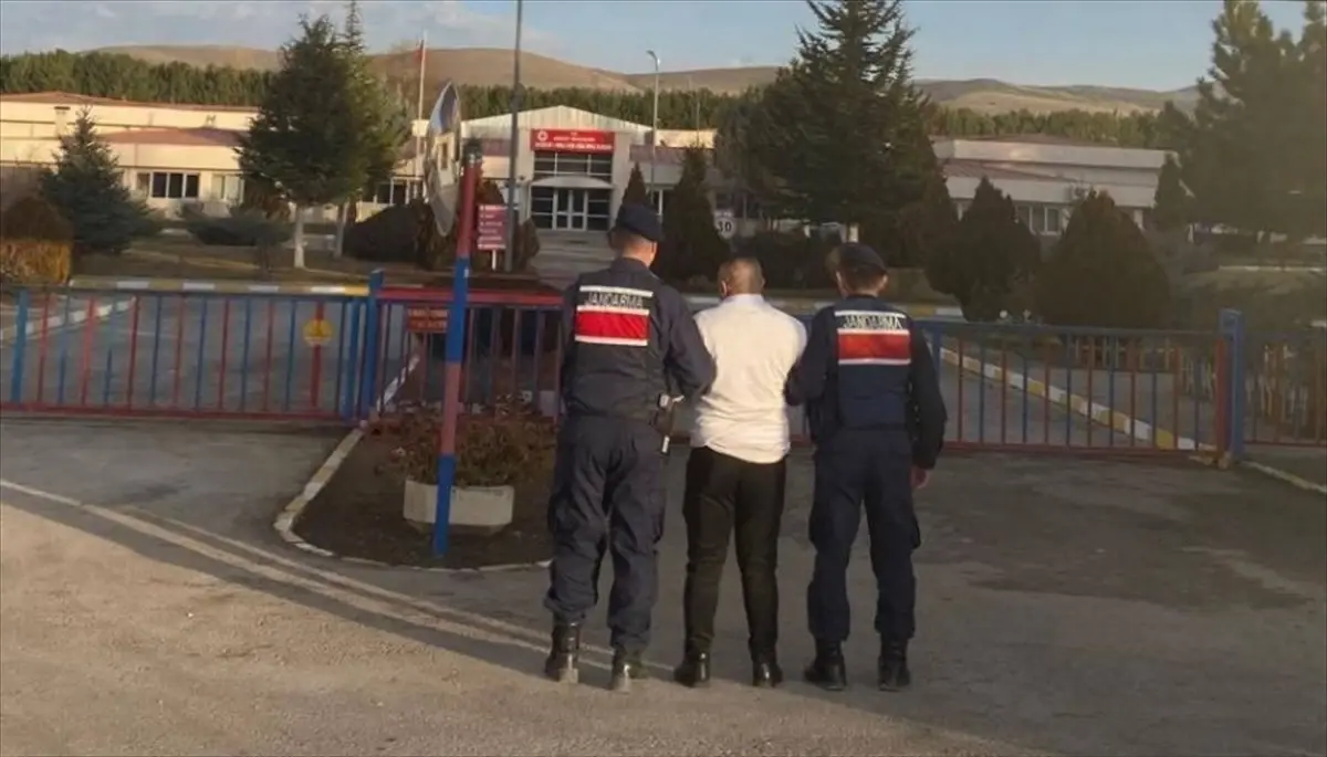 Kırşehir'de Kaçak Mahkumlar Jandarma Tarafından Yakalandı
