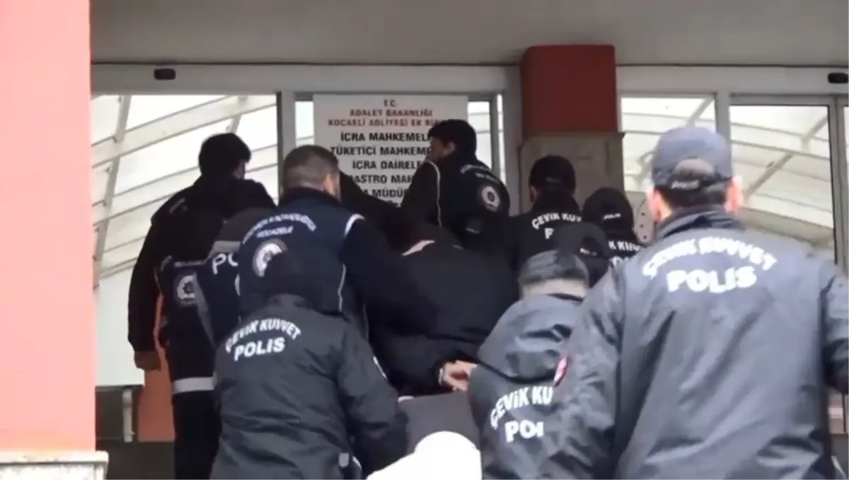 Kocaeli ve Iğdır'da Fuhuş Operasyonu: 4 Şüpheli Tutuklandı, 6 Kadın Kurtarıldı