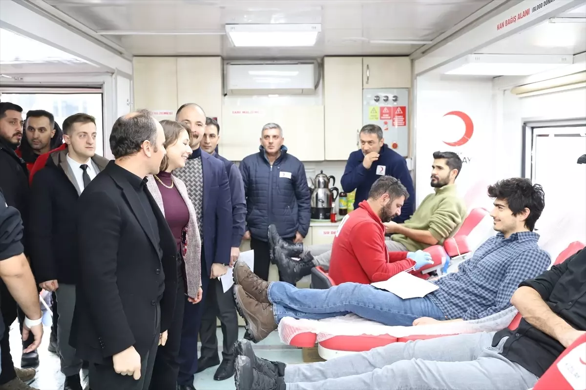 Şemdinli'de Kan Bağışı Kampanyası Hâlâ Devam Ediyor: Kaymakam Akpınar'dan Destek Çağrısı