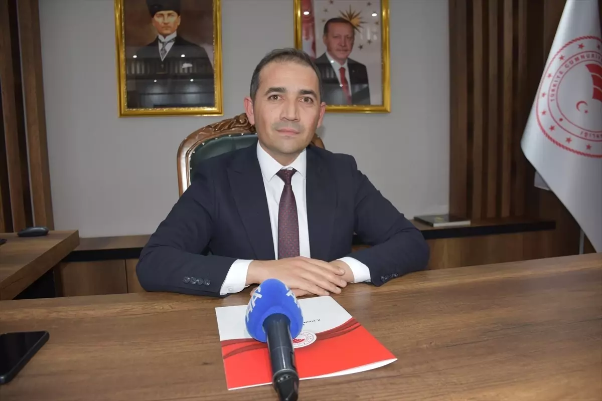 Şırnak Tarım ve Orman Müdürü Oktay Sezgin, 2025 Yılın Kareleri Oylamasında Seçtiği Fotoğrafları Tanıttı