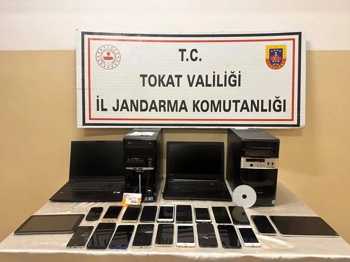 Erbaa’da Yasa Dışı Bahis ve Dolandırıcılık Operasyonunda 9 Kişi Tutuklandı