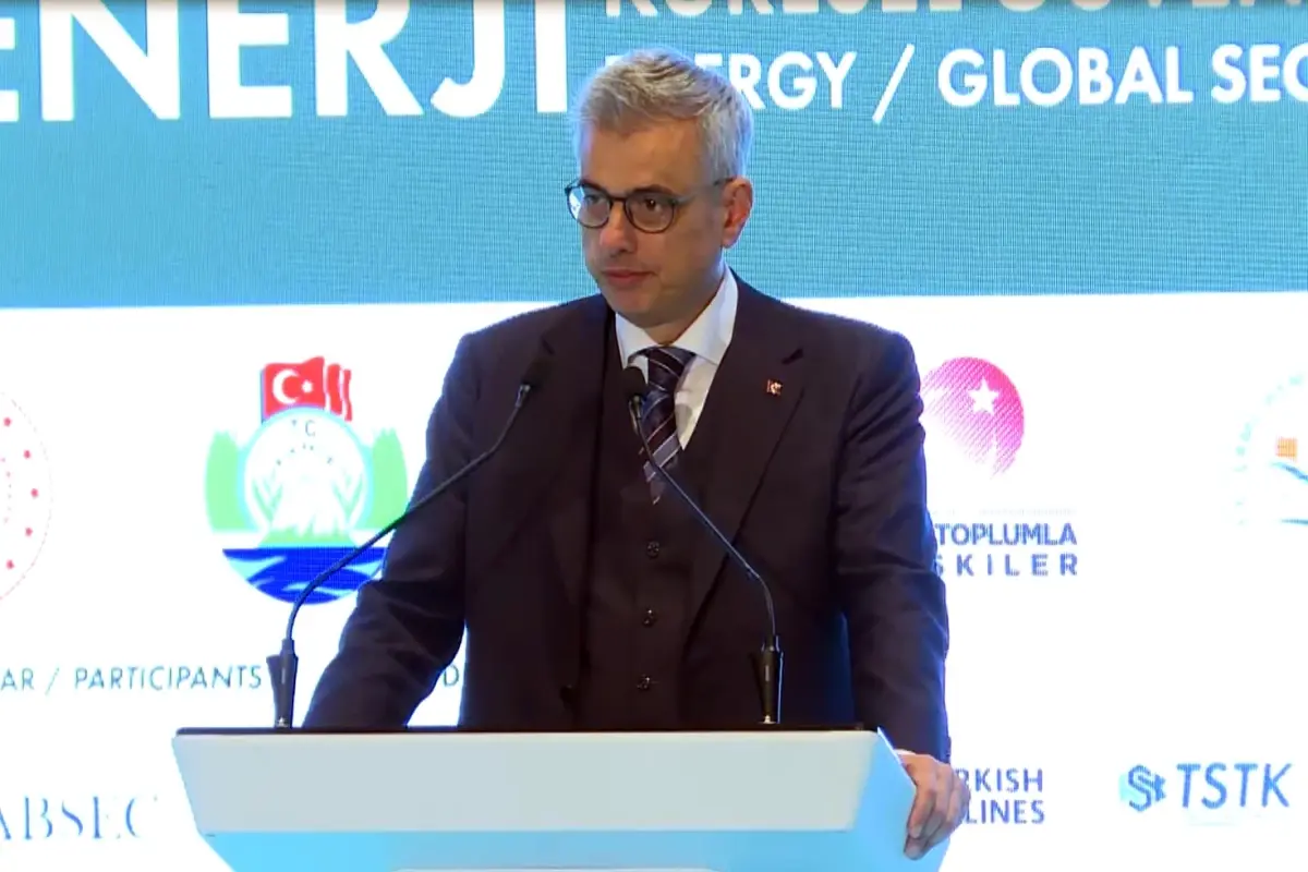 Sağlık Bakanı Memişoğlu, Uluslararası Ayder Forumu'nda Etik Enerji Gerekliliğini Vurguladı