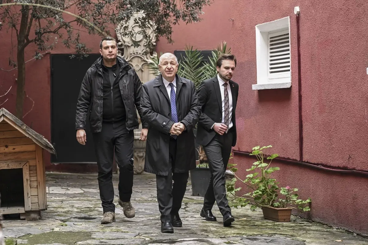 Ümit Özdağ, Türk Ortodoks Patrikhanesi'ni Ziyaret Etti ve Destek Mesajı Verdi