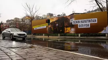 AK Parti İstanbul İl Başkanı, Afiş Tartışmasına Açıklık Getirdi: İddialar Gerçek Değil