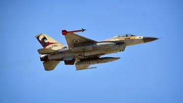 Lübnan topraklarında patlamış bomba izleri