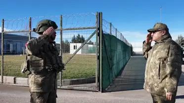 Denetim sırasında Orgeneral Metin Tokel