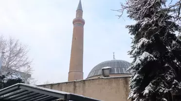 Kentsel dönüşüm alanındaki medrese kalıntısı