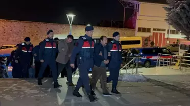 Operasyon sonrası gözaltına alınan şüpheliler