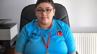 İlayda Sayın yarışma fotoğrafı