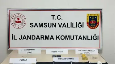 Kavak ilçesinde yapılan uyuşturucu operasyonunun sahne görüntüsü