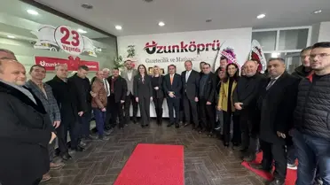 Uzunköprü Gazetesi 23. yıl dönümünde çekilmiş fotoğraf