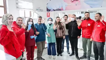 Tedavi sırasında kullanılan diş ekipmanları ve hasta