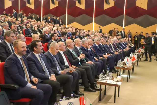 Forumda enerji ve sürdürülebilirlik konularının tartışıldığı an