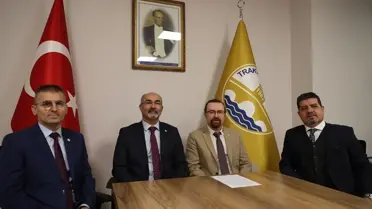 Aritmi polikliniğinde kullanılan EKG cihazı