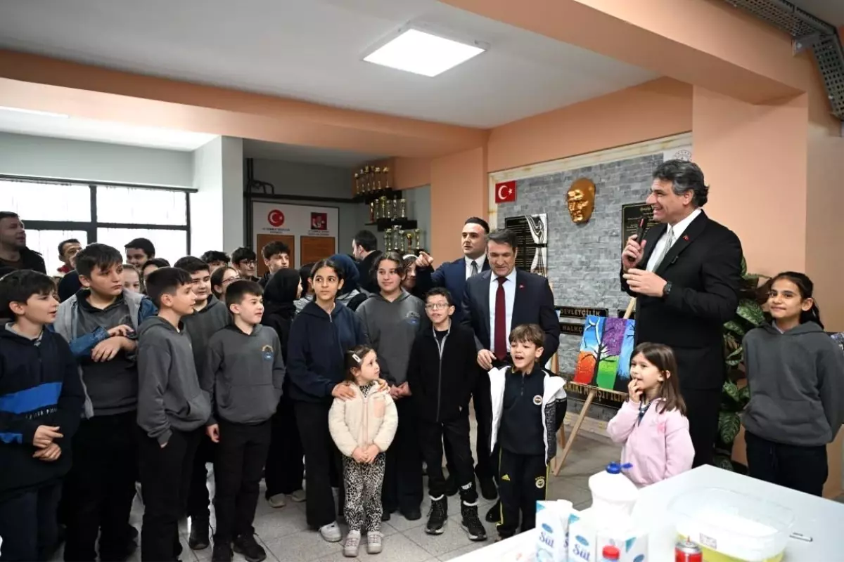 Kartepe Belediye Başkanı Mustafa Kocaman, Öğrencilerle Buluştu ve Projelerini İnceledi