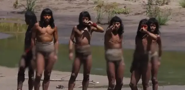 Kabile üyelerinin grup fotoğrafı