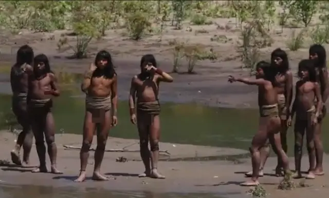 Kabile üyelerinin ormandan çıkışı