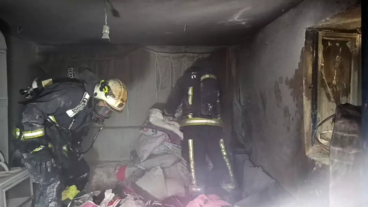 Manavgat’ta Bodrum Katında Çıkan Yangın Ev ve Eşyaları Yok Etti