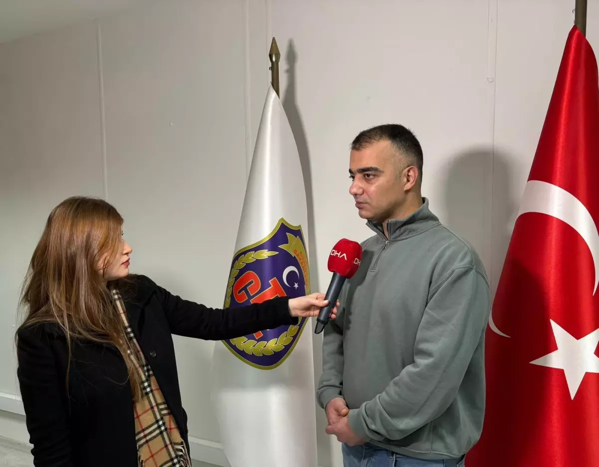 Mahkeme Salondaki Silahlı Saldırıya Savcı Müdahalesi ve Çaycının Koruyucu Hamlesi