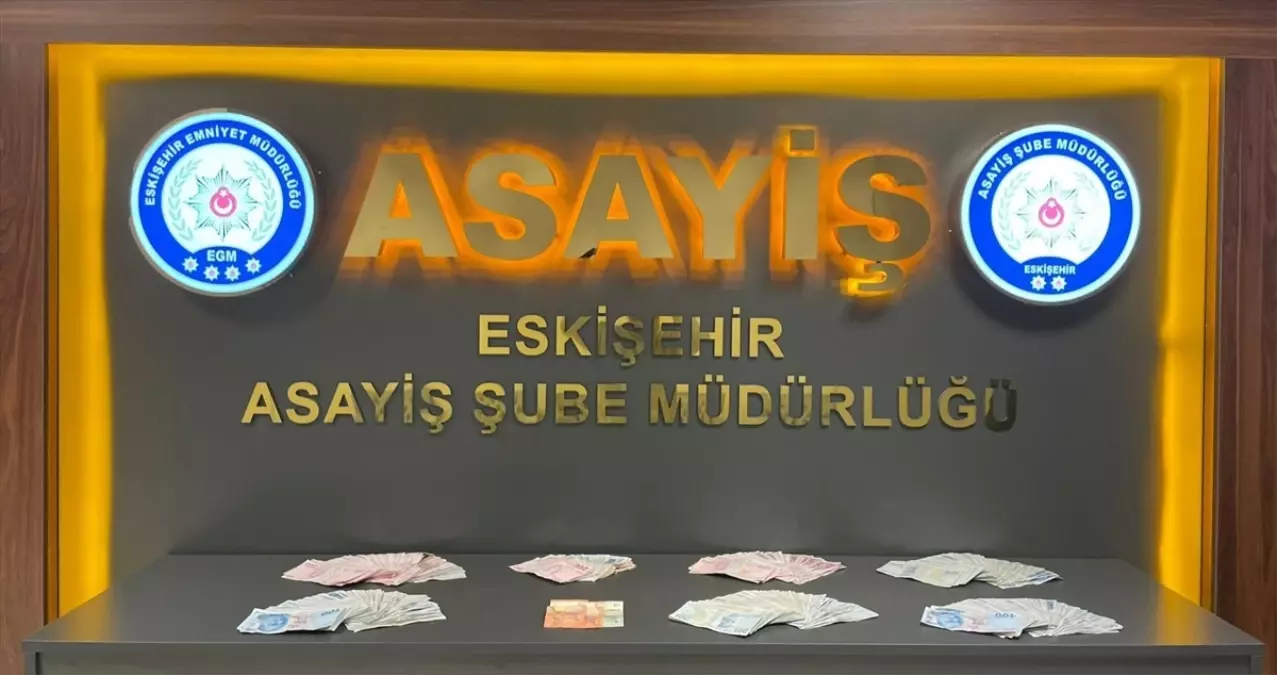 Eskişehir'de Dolandırıcı Yakalandı: Bilecik'ten Gelen 67.900 TL'lik Suç