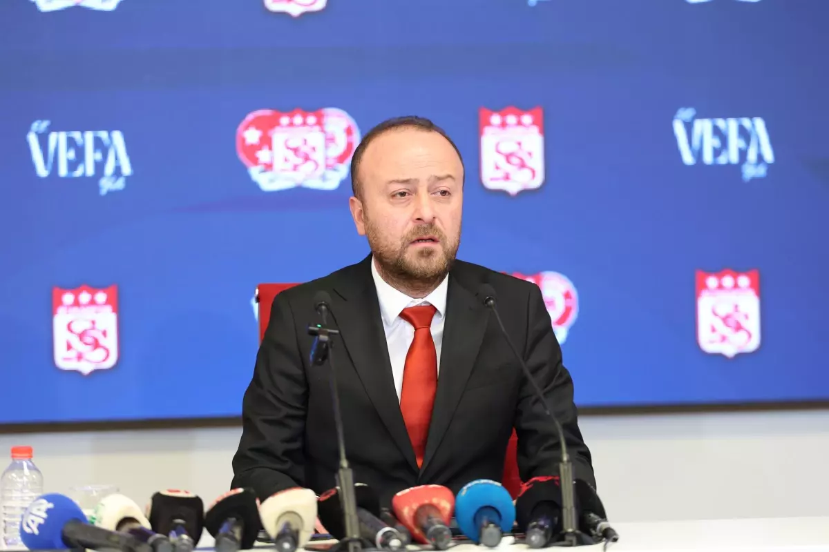 Bitlis’te Kar Yağışının Ardından 210 Köy ve Mezra Yol Açıldı