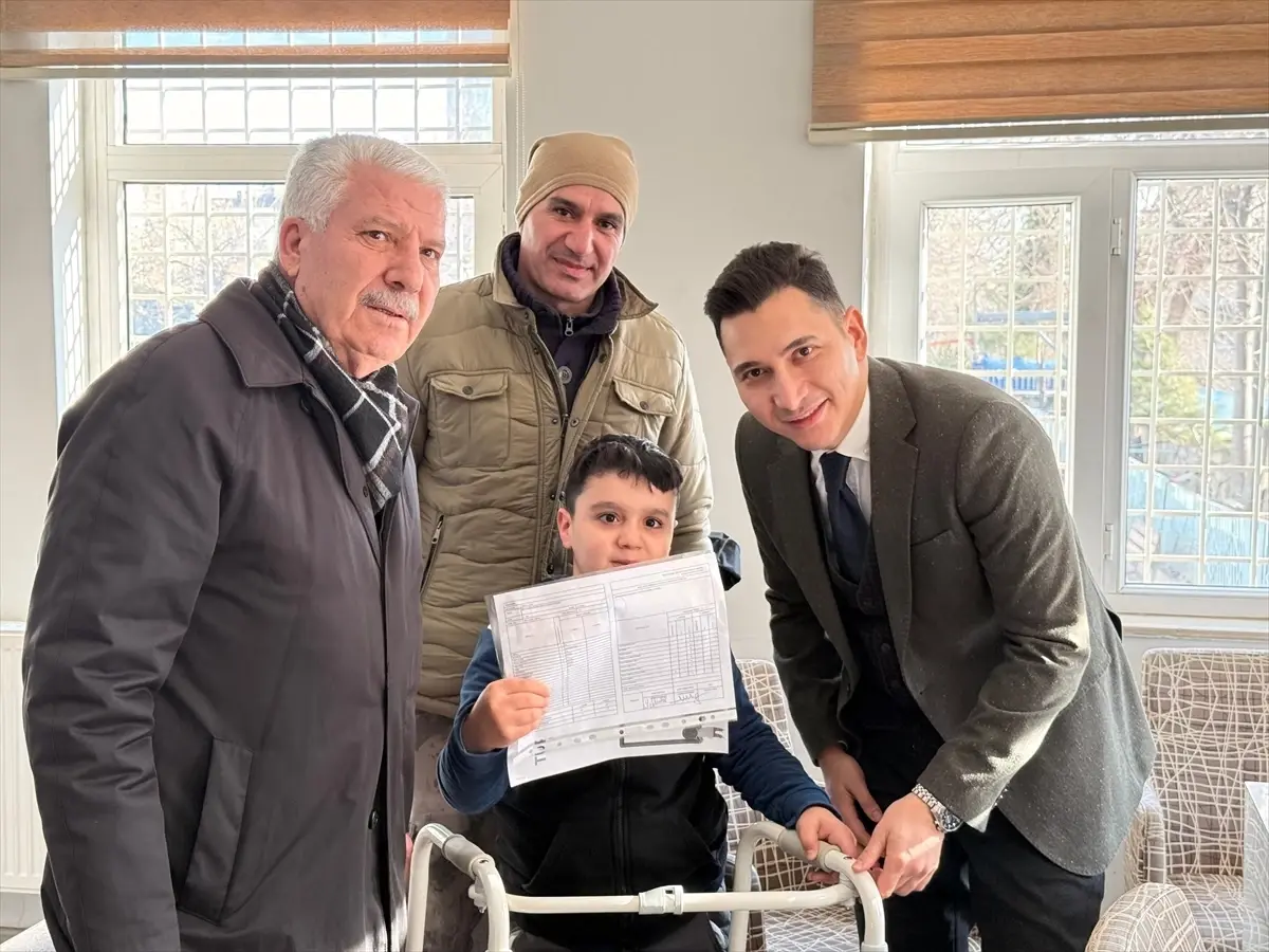 Çermik’te Karne Töreni Coşkusu: Kaymakam ve Belediye Başkanı Öğrencilere Tatil Dileği