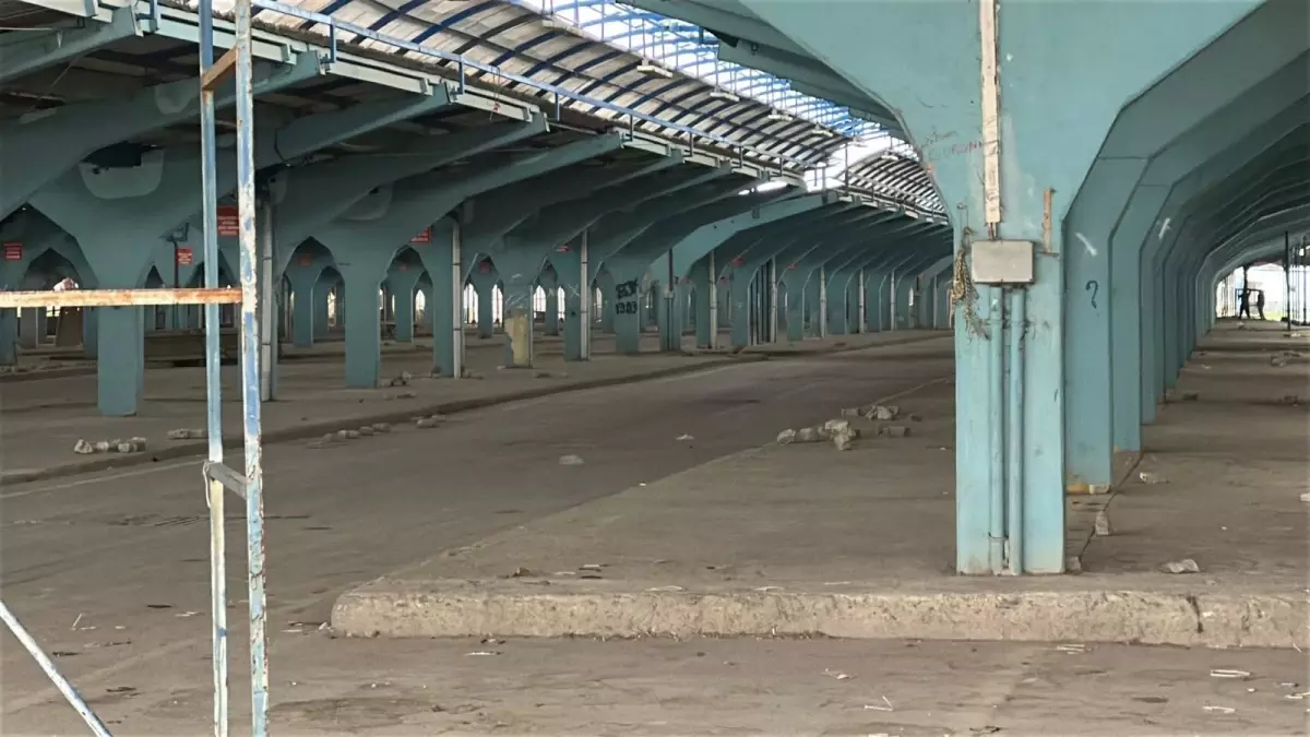 Edirne'de Ulus Pazarı Kapandı: Turistlerin Şaşkınlığı