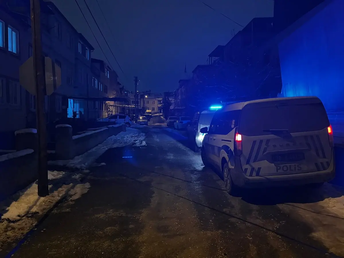 Kayseri'de 1.5 Yaşındaki Engelli Bebek Yatakta Hareketsiz Bulundu