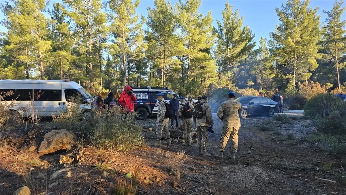 Marmaris Balan Dağı'nda Mantar Toplayıcısı İsa Çiftçi Kayıp: Arama Çalışmaları Sürüyor