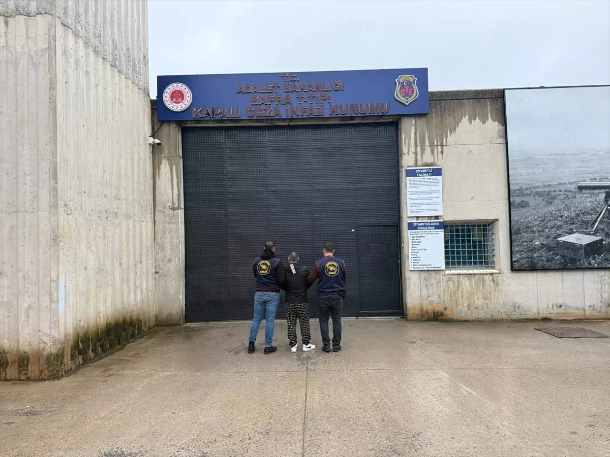 Bafra’da 12 Yıl Hapis Cezalı Firari Hükümlü Jandarma ve Emniyet Tarafından Yakalandı