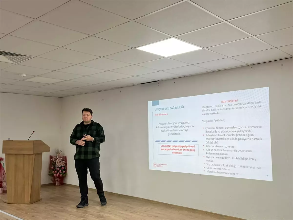 Ladik’ta Bağımlılık ile Mücadele Semineri Gerçekleştirildi