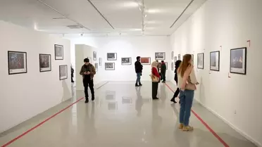 Arbella Fotoğraf Yarışması sergi içi görüntüsü