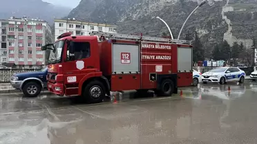 Yangın sonrası hasar gören otomobil